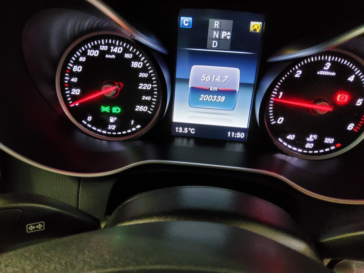 Mercedes-Benz C-Class C 200 D AVANTGARDE A/T