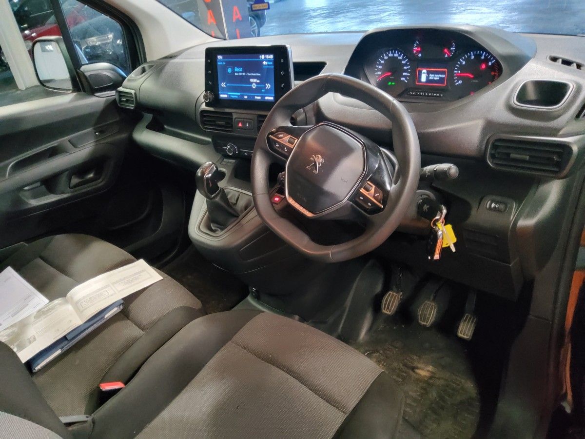 Peugeot Partner PARTNER PROFESSIONAL PLUS 1.5