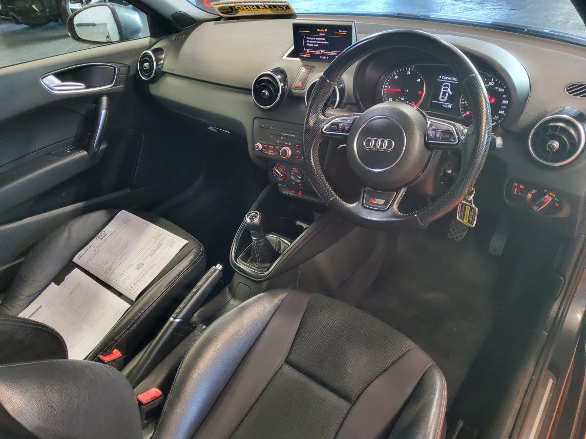Audi A1 1.6 TDI 105BHP S LINE