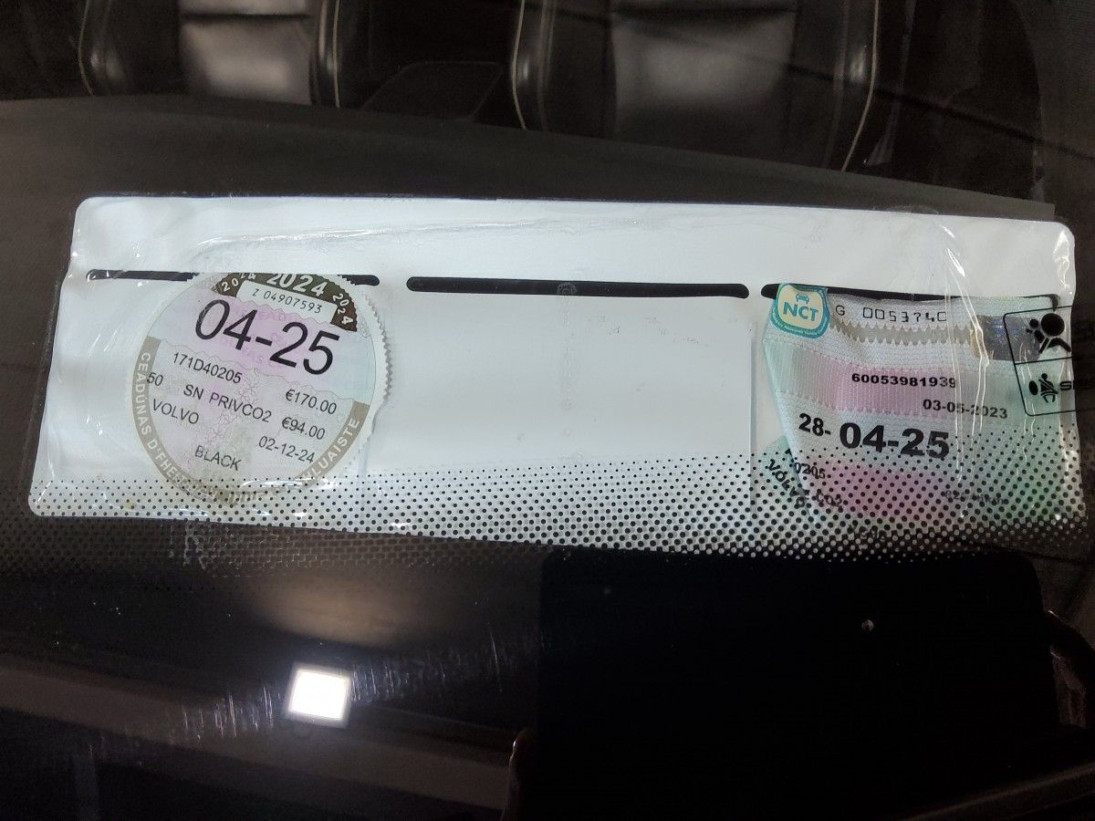 Volvo XC90 T8 (407hp) PHEV R-Design Geartronic