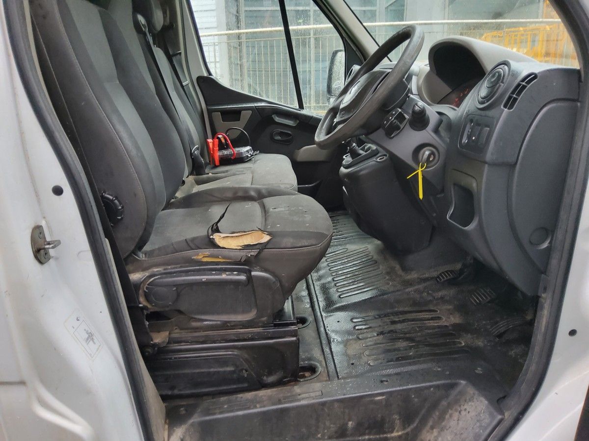 Renault Master MASTER FWD LM35 DCI 125 BUSINE