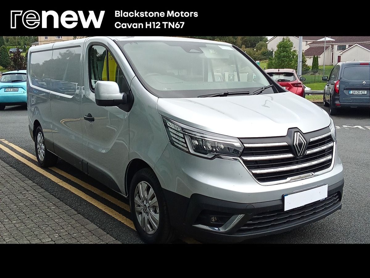 Renault Trafic LL30 blue dCi 150 extra panel van GSR