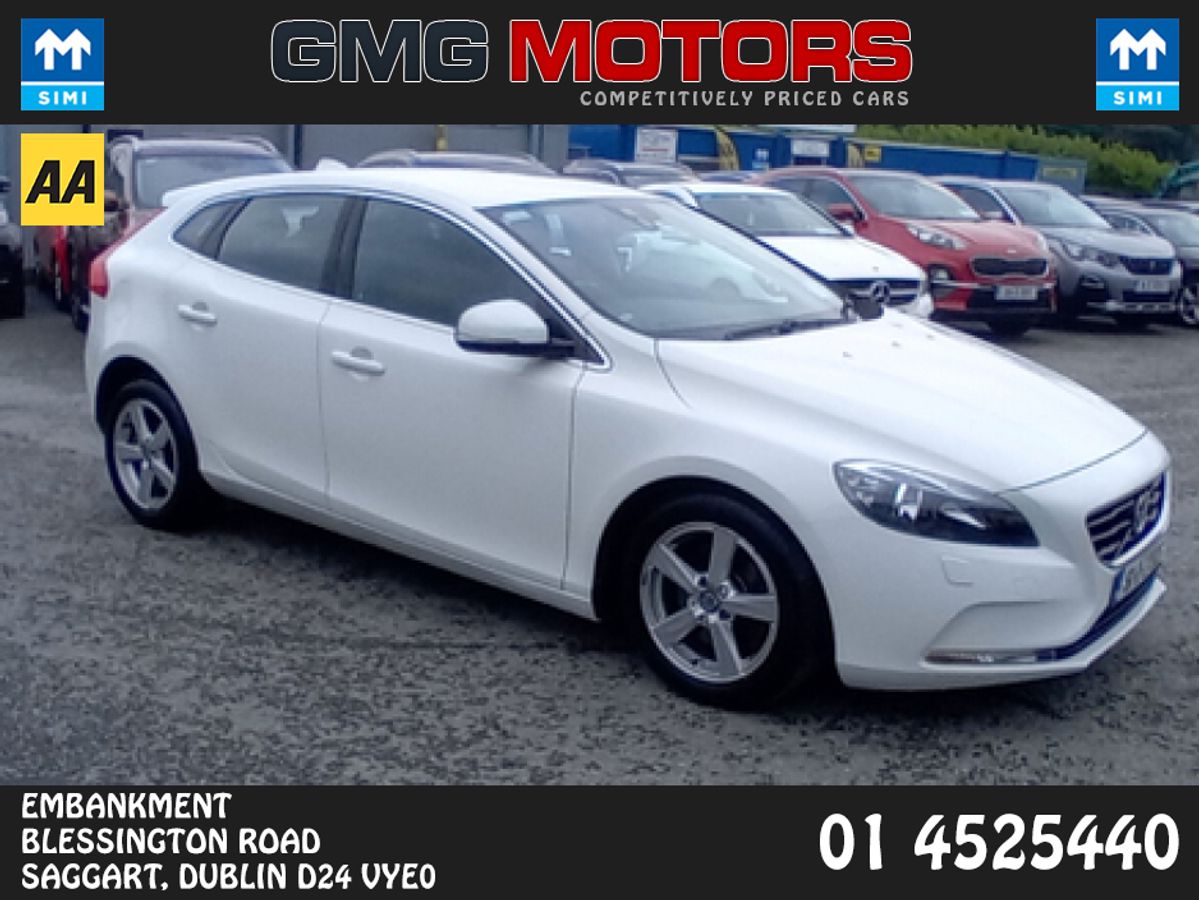 Used Volvo V40 2016 in Dublin
