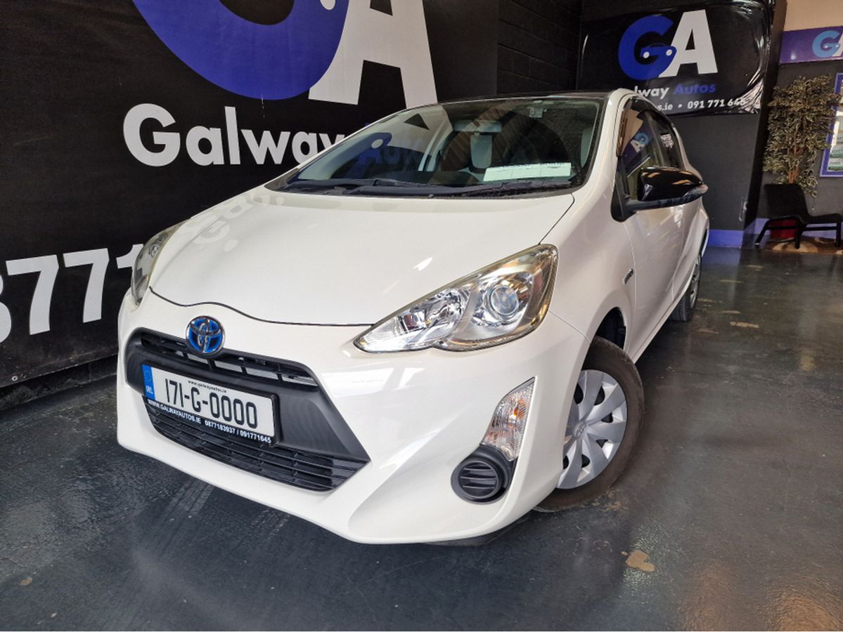 Used Toyota Aqua 2017 in Galway