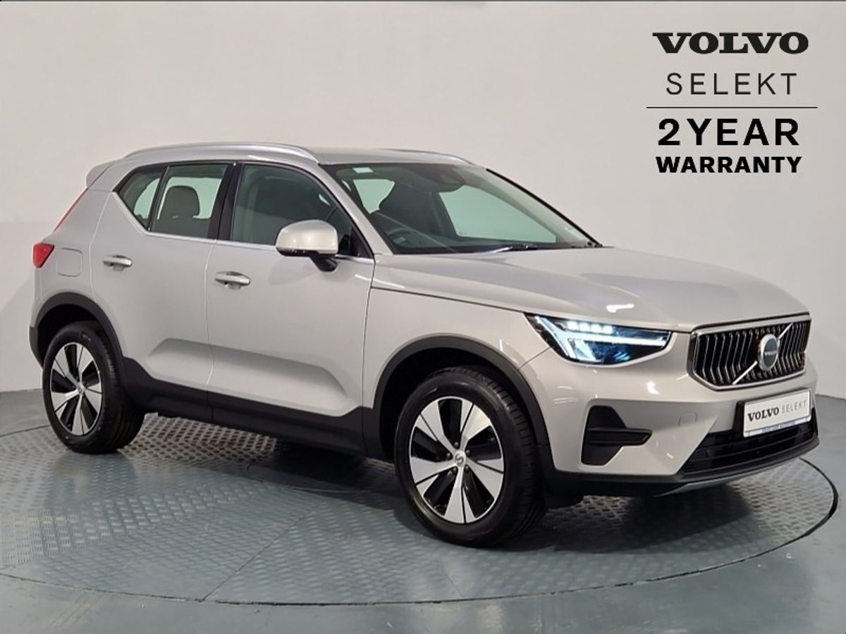 Volvo XC40 T4 PHEV (211 BHP) Perforated Leather Upgrade / Pilot Assist
