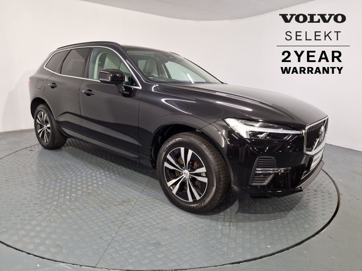 Volvo XC60 B4 DIESEL MILD HYBRID (197hp) Momentum