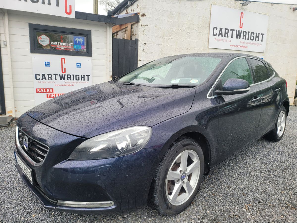 Used Volvo V40 2015 in Kerry