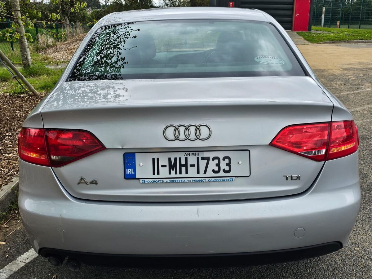 Used Audi A4 2011 in Louth