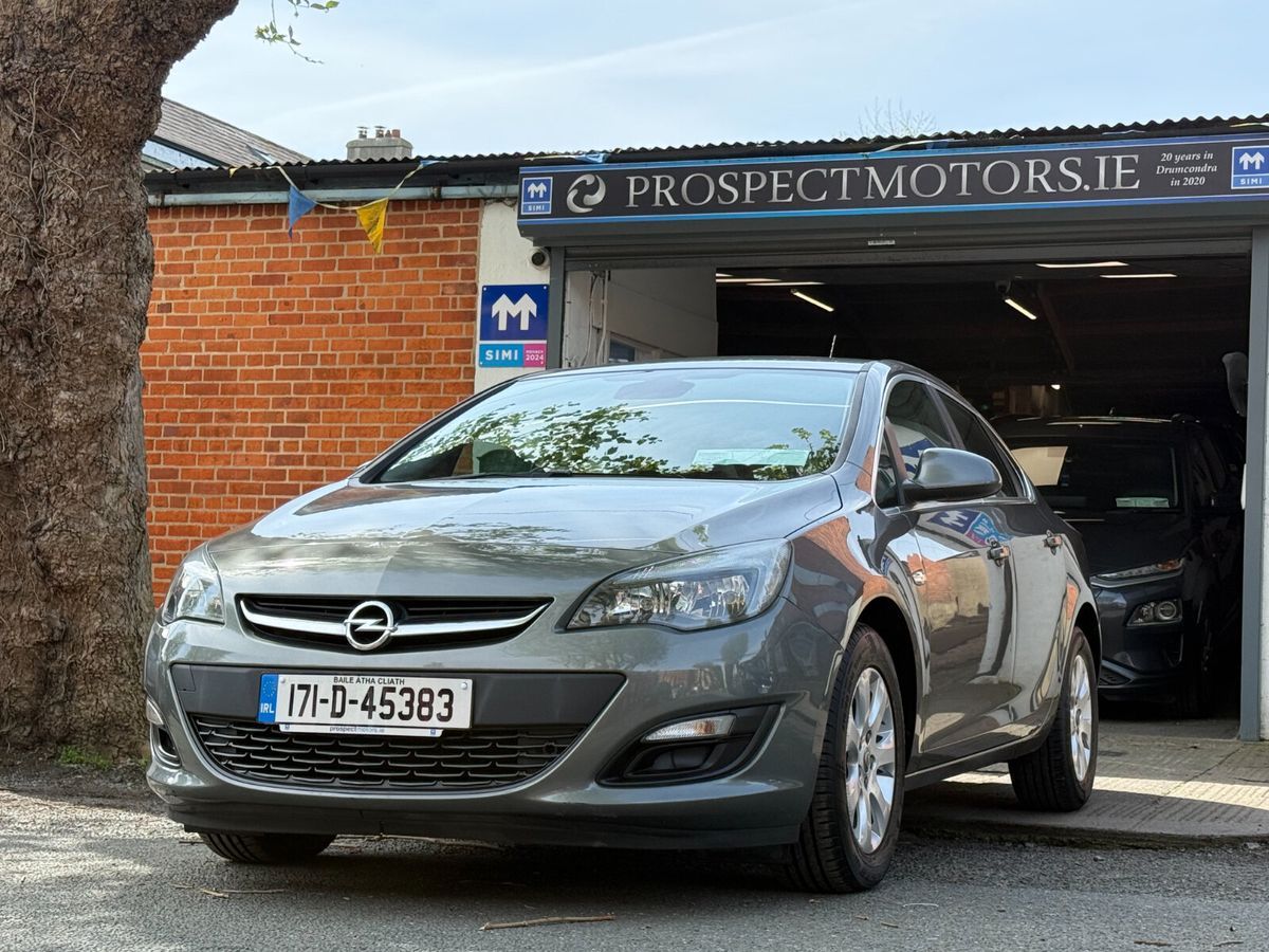 Used Opel Astra 2017 in Dublin