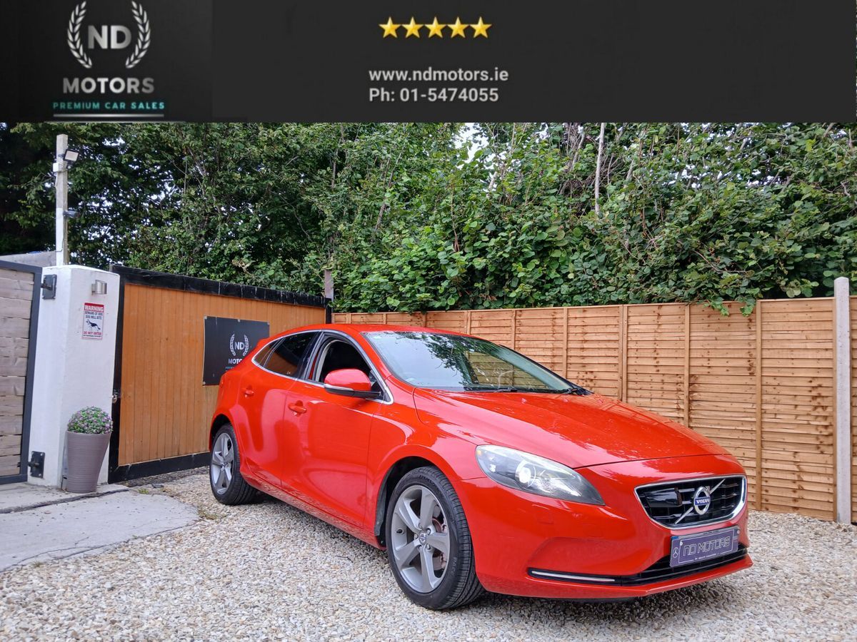Used Volvo V40 2013 in Dublin