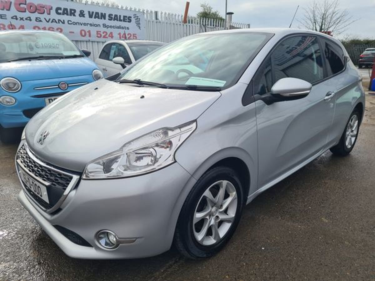 Used Peugeot 208 2015 in Dublin