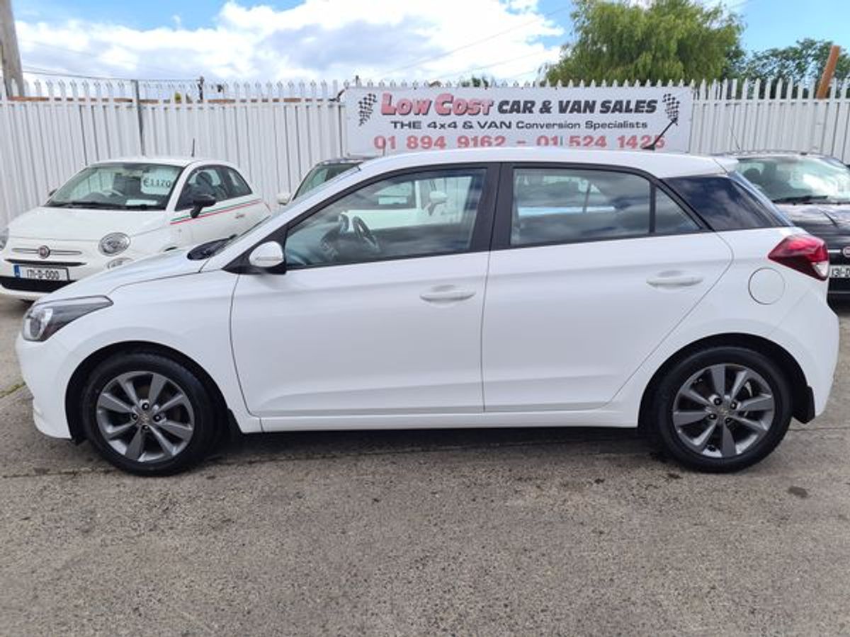 Used Hyundai i20 2015 in Dublin