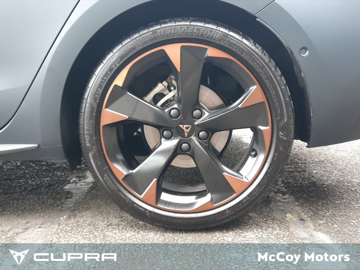 Cupra Leon *** AVAILABLE NOW *** STUNNING CUPRA LEON 1.5TSI *** MATTE MAGNETIC TECH PAINT *** SIDE SKIRTS ***LOW RATE FINANCE ***