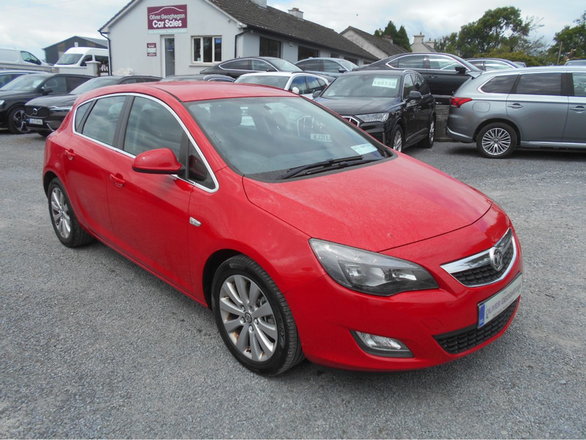 Used Vauxhall Astra 2012 in Galway