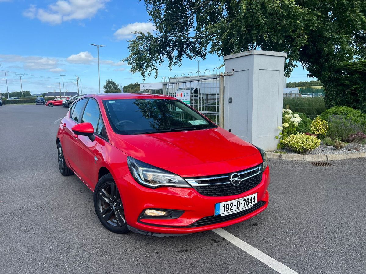 Used Opel Astra 2019 in Laois