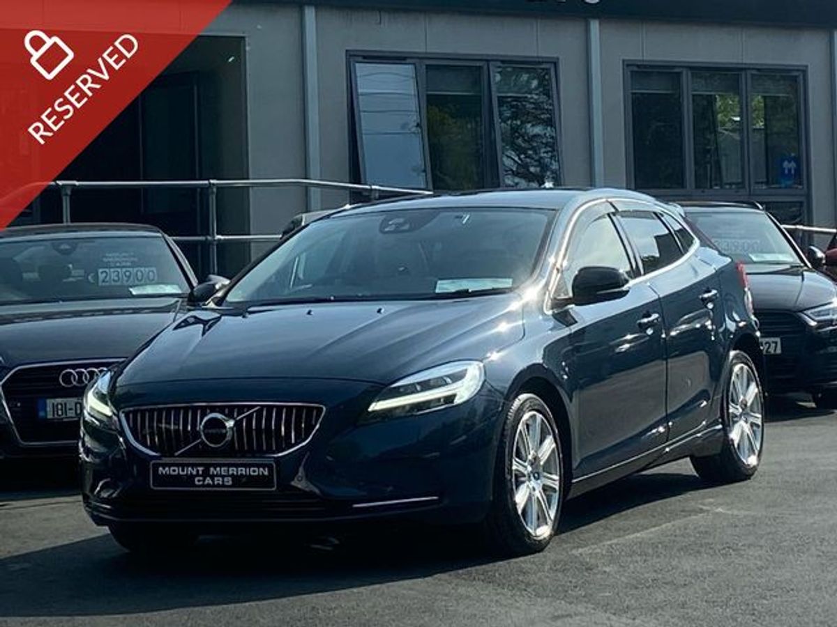 Used Volvo V40 2020 in Dublin
