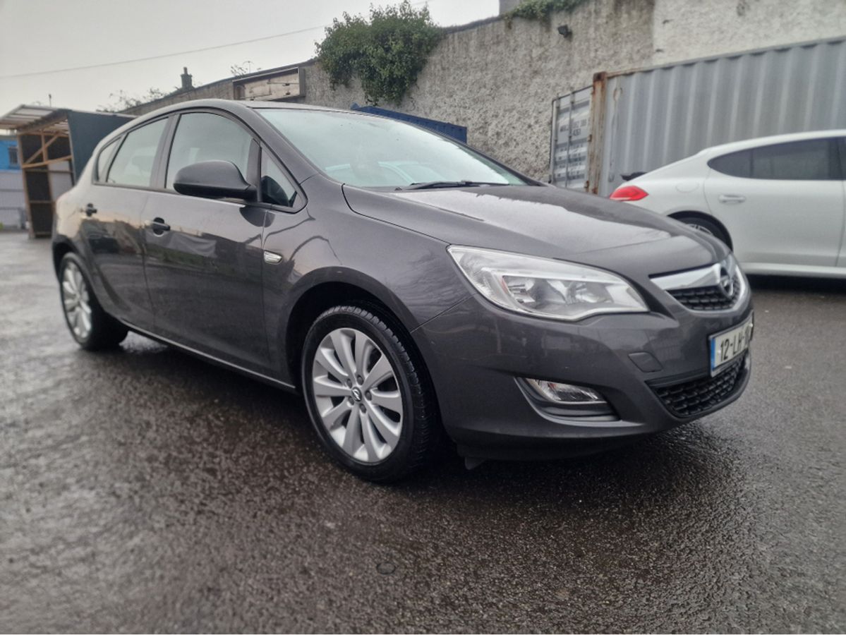 Used Opel Astra 2012 in Meath
