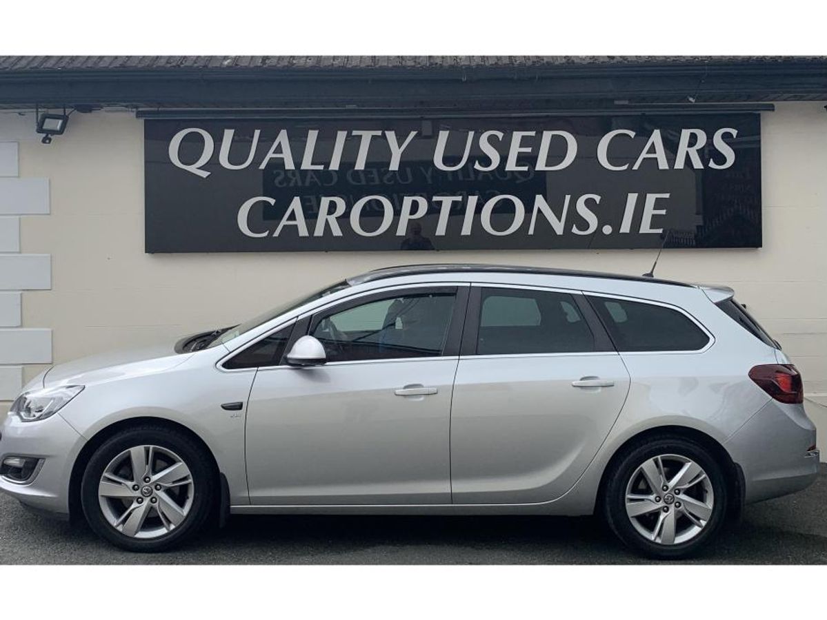 Used Opel Astra 2015 in Dublin