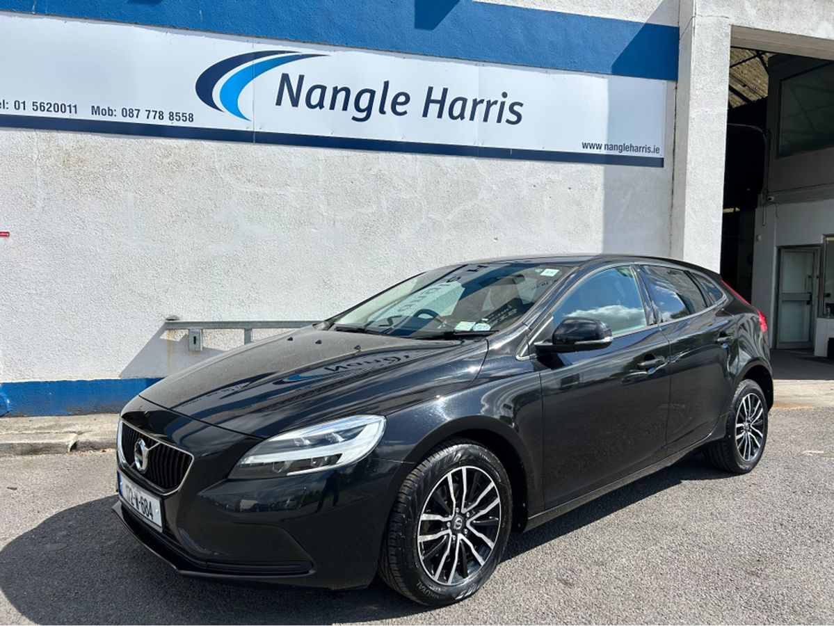 Used Volvo V40 2017 in Dublin