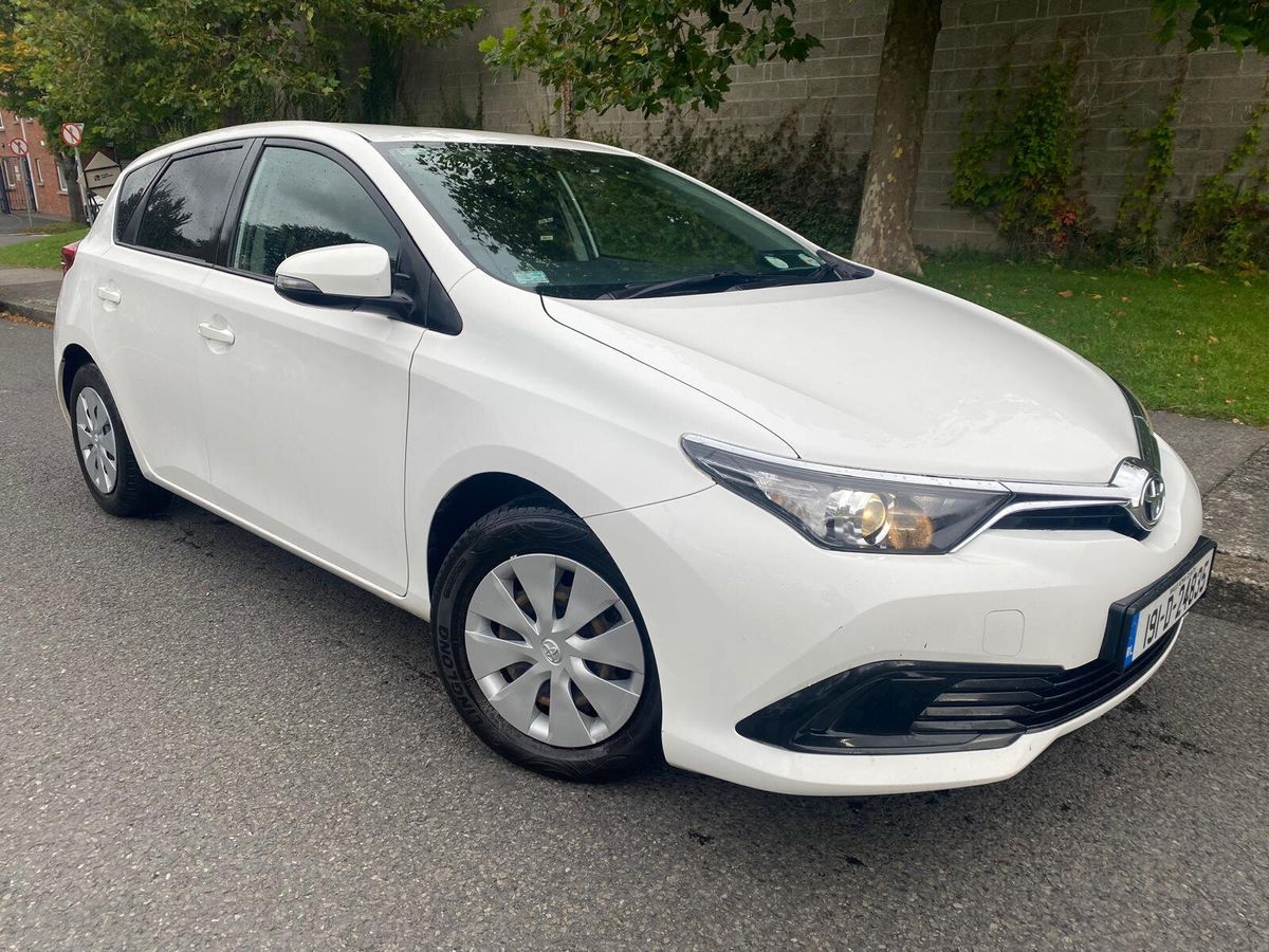 Used Toyota Auris 2019 in Dublin
