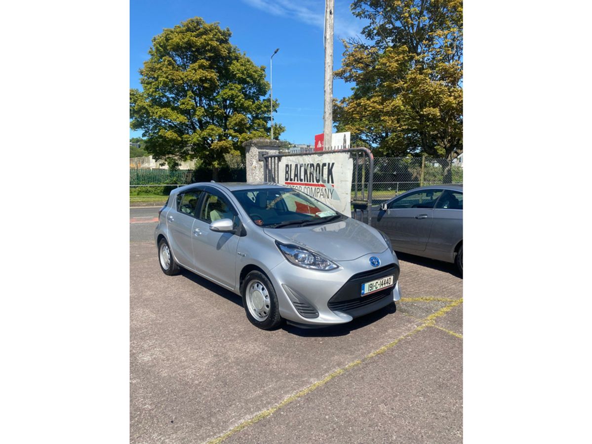 Used Toyota Aqua 2019 in Cork
